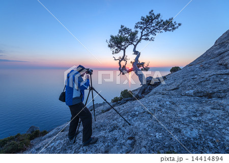 photographer photographer 14414894