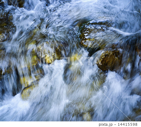 rapid river texture 14415598