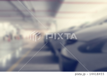 Abstract blur background of car parking, shallow depth of focus Abstract blur background of car parking, shallow depth of focus 14418455