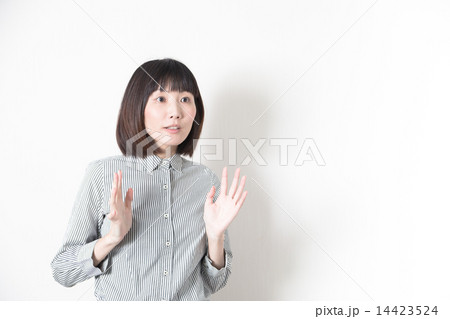 白バックOLポートレート 白バックOLポートレート 14423524