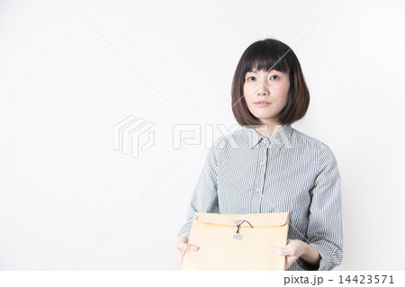 白バックOLポートレート 14423571
