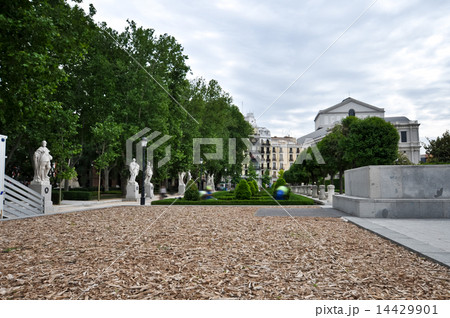 landmark. madrid. spain landmark. madrid. spain 14429901