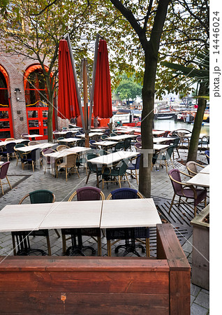 cafe on banks of the canal in Rotterdam Holland cafe on banks of the canal in Rotterdam Holland 14446024