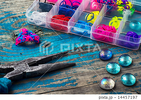 crafts with beads 14457197