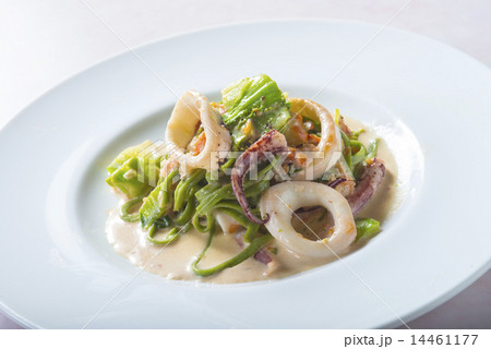 海鮮手打ちクリームパスタ 14461177