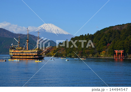 芦ノ湖からの富士山 芦ノ湖からの富士山 14494547