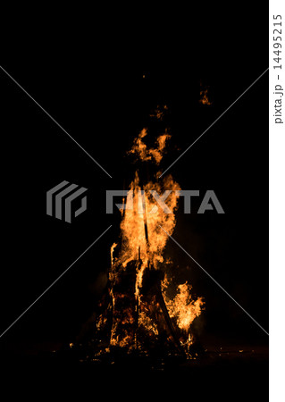 どんど焼き（茨城県取手市のあわんとり）当日６ 14495215