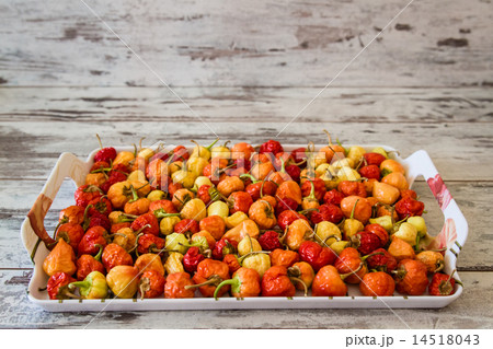 Red Hot Cherry Peppers 14518043