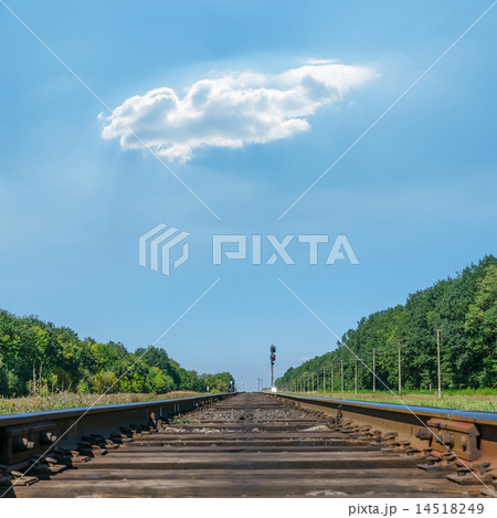one cloud over railroad to horizon one cloud over railroad to horizon 14518249