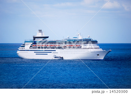 Cruise Ship Cruise Ship 14520300