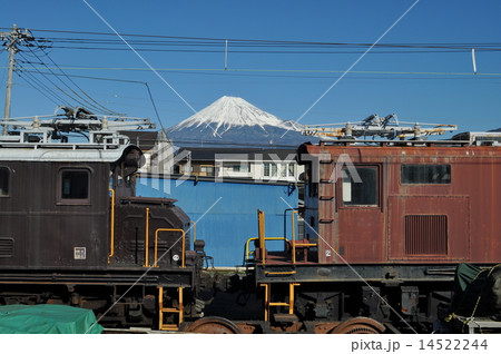 岳南電車　岳南富士岡駅 14522244