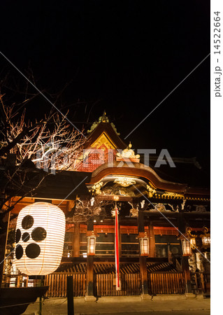 神社のライトアップ 神社のライトアップ 14522664