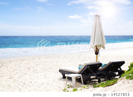 The island of dreams. Rest and relaxation. The island of dreams. Rest and relaxation. 14527853