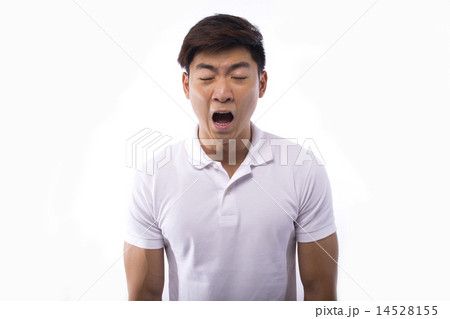 Angry young man shouting 14528155