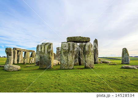 Stonehenge 14528534