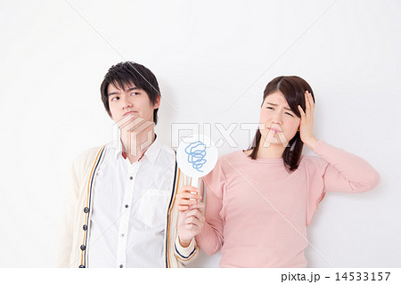 困るカップル 14533157