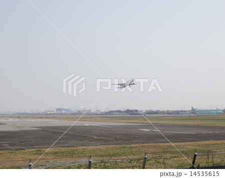 飛行機上昇A1 14535615