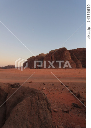 ヨルダンワディラム(Wadi Rum in Jordan) ヨルダンワディラム(Wadi Rum in Jordan) 14536650