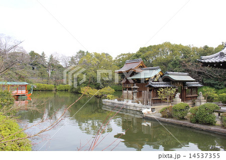 神泉苑　善女竜王社（京都市） 14537355