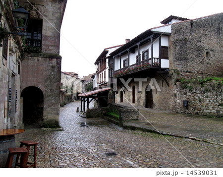 巡礼の町サンティリャーナ・デル・マル　スペイン 14539031