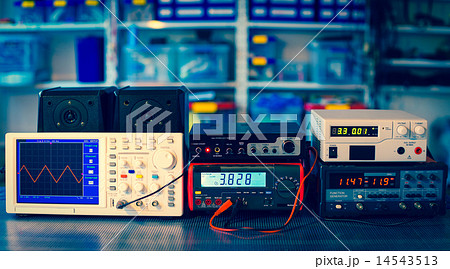 measuring devices in the physical laboratory 14543513