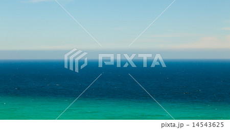 Horizon between sky and sea 14543625