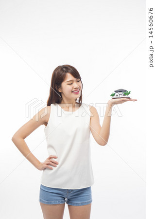 Relationship/ Property 14560676