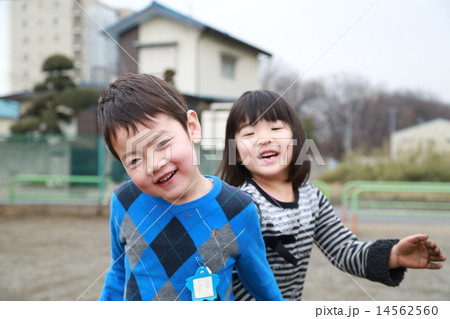 仲良し幼稚園生 14562560