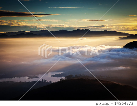 Amazing sunrise seen from Sri Pada 14564572