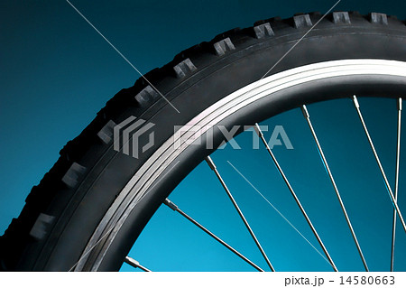 bicycle tire and spoke wheel 14580663