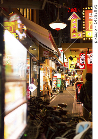 鶴橋の焼肉通りの写真素材