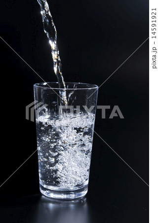 水 水 14591921