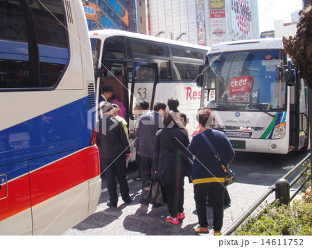 中国人観光客 買い物バスツアー(秋葉原) 中国人観光客 買い物バスツアー(秋葉原) 14611752