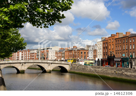 Dublin Cityscape Dublin Cityscape 14612306