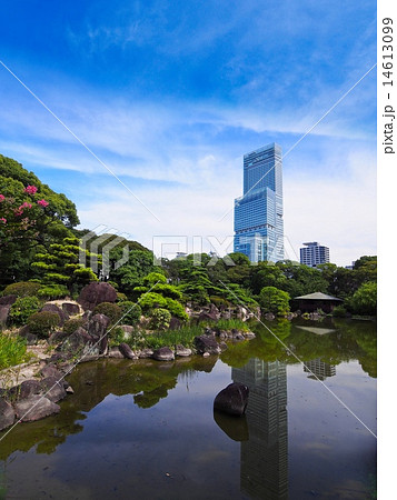あべのハルカスと日本庭園 14613099