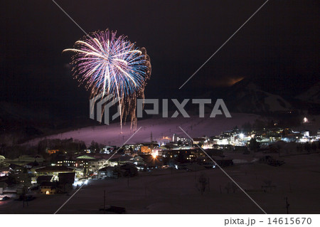 花火と夜景 14615670