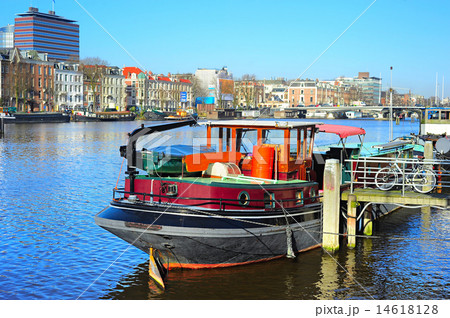 Amsterdam houseboat Amsterdam houseboat 14618128