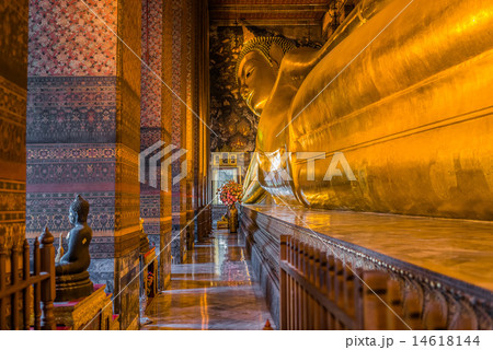 buddha Wat Pho temple bangkok Thailand 14618144