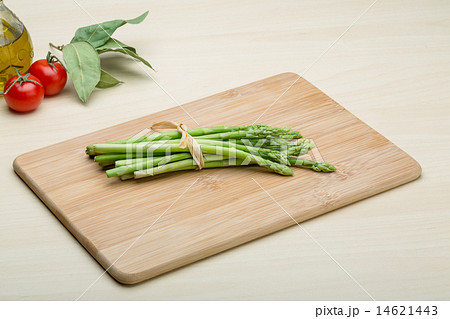 Asparagus 14621443