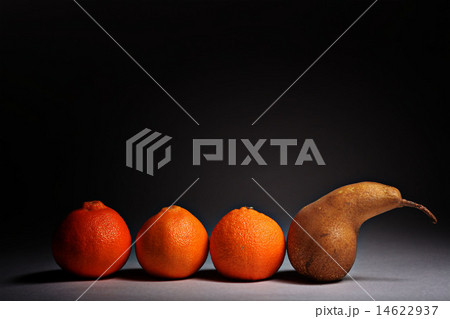 pears on a black background 14622937
