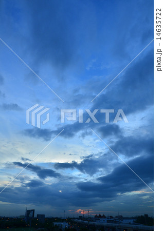 Sunset 14635722