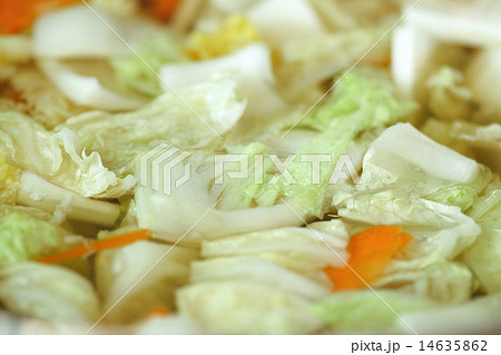 Vegetable cabbage soup 14635862
