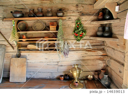 Interior of russian izba 14639013