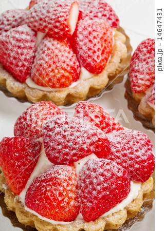 いちごのタルト Tart of the strawberry 14647431