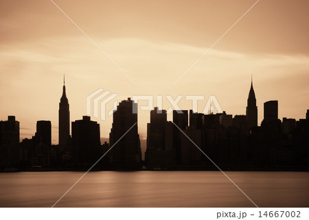 New York City silhouette 14667002