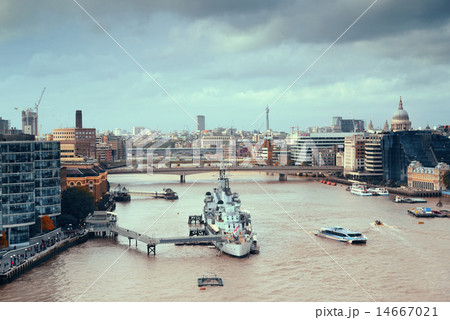 London cityscape 14667021