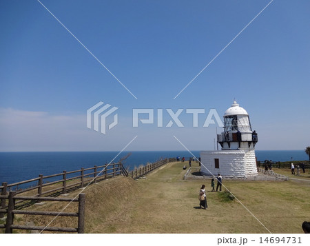 能登半島の先端　禄剛崎灯台（狼煙灯台）　（石川県・能登・珠洲） 14694731
