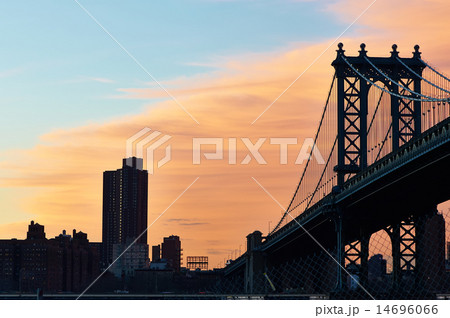 Manhattan Bridge and skyline silhouette at sunset Manhattan Bridge and skyline silhouette at sunset 14696066