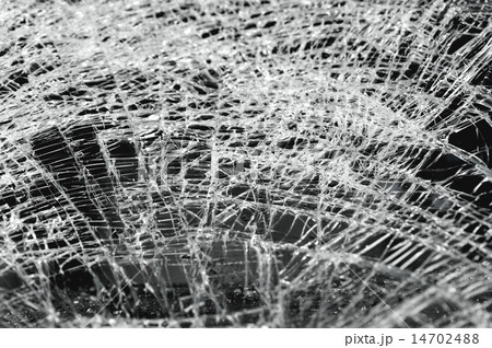 broken windshield in car accident  14702488