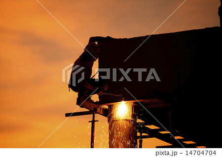 Silhouettes of worker welder 14704704